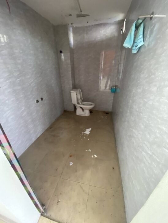 Băn nhà Đinh Công Hạ giá 3.3 tỷ, diện tích 82m2, đất, mặt tiền 11m