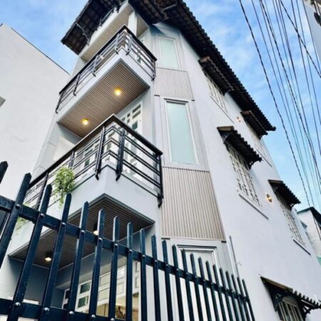 NHÀ ĐẸP HẺM Ô TÔ NGAY TRUNG TÂM ĐƯỜNG NGUYỄN DU NHÀ ĐẸP HẺM Ô TÔ NGAY TRUNG TÂM ĐƯỜNG NGUYỄN DU