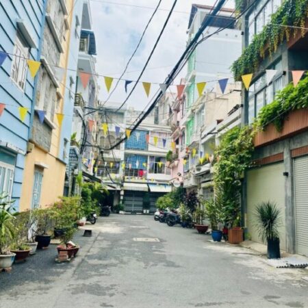 BÁN NHÀ 4 TẦNG – HẺM 9M – HUỲNH VĂN BÁNH, P.11, PHÚ NHUẬN – 32M² – 5 PN – GIÁ CHỈ 8.5 TỶ