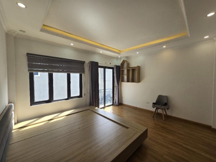 SIÊU HIẾM, NHÀ MỚI 4 THOÁNG – HỘ KHẨU GIA THUỴ,LB, 36M, 5T, MT5,4 NHỈNH 6 TỶ THƯƠNG LƯỢNG MẠNH.