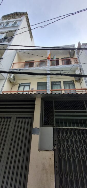 Bán CHDV CMT8, QUẬN 3, 6m x 16m, 8 phòng, 9.6 tỷ