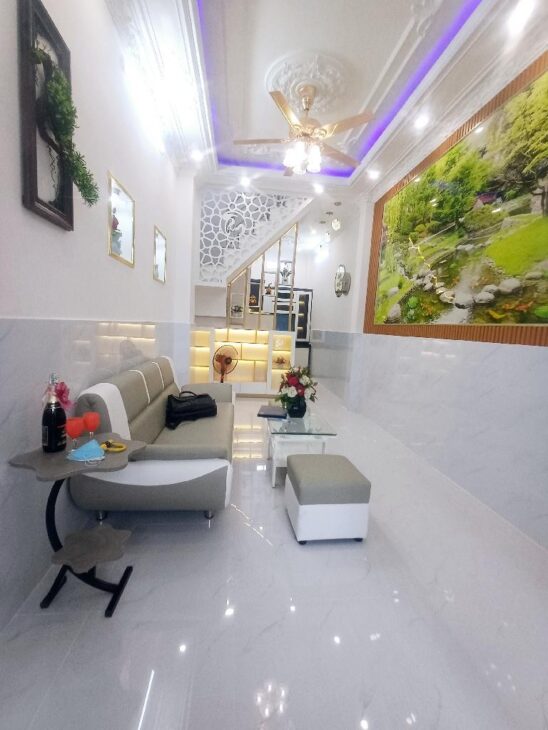 Nhà 3 Tầng hẻm xe hơi thông, Huỳnh Tấn Phát, diện tích sàn 108M2, Giá 3.55tỷ.