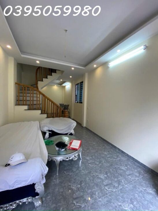 NHÀ ĐẸP Ở NGAY ĐÓN TẾT, NGÔ GIA TỰ, LONG BIÊN, 40M, 4T, GIÁ 5,X TỶ, GẦN PHỐ – LÔ GÓC SIÊU THOÁNG