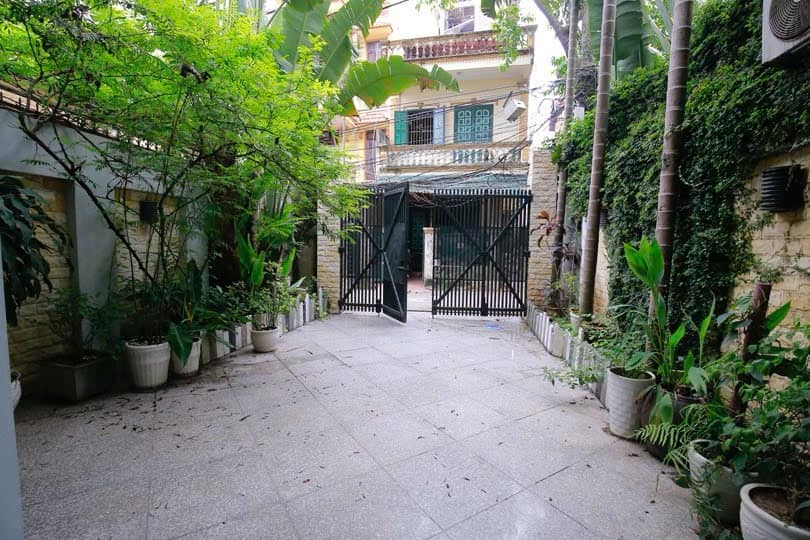 ???? Biệt Thự Sân Vườn Phố Đặng Thai Mai, Tây Hồ, Gara Ô tô, 135m2 4T MT 6m, Chỉ 49.5 Tỷ ????