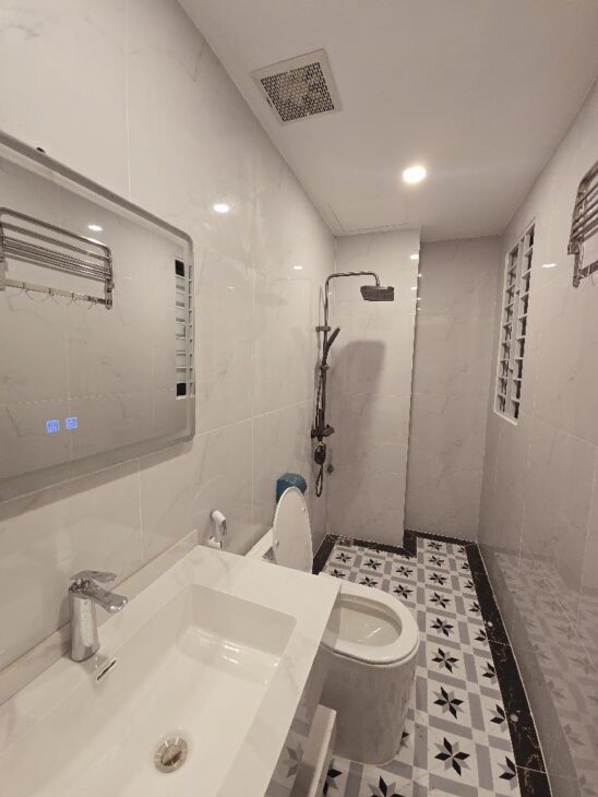 SIÊU PHẨM ĐÓN TẾT ĐOÀN VIÊN, NGUYỄN VĂN CỪ, 52m, 5T, MT4,6, GIÁ NHỈNH 8 TỶ.