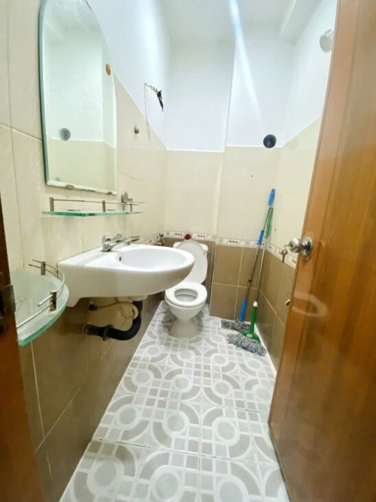 BÁN NHÀ ĐẸP 4 TẦNG_6PN_ GẦN ĐH VĂN HIẾN_ HXH_SHR_ 5TY9 CÒN TL