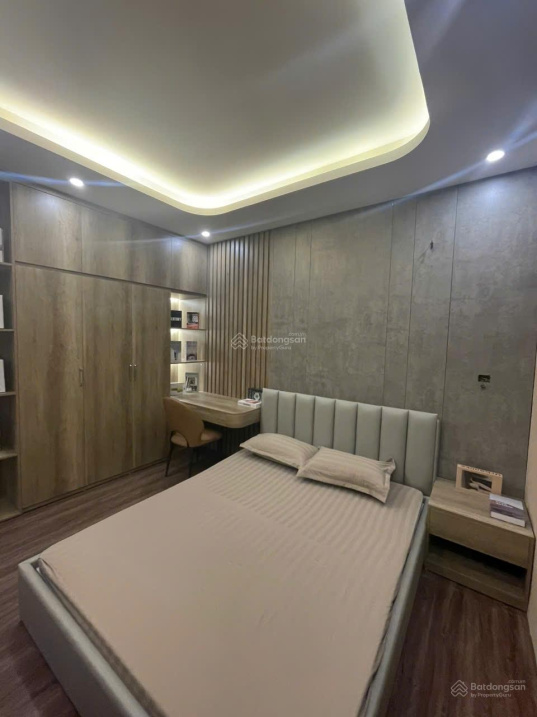 BÁN BIỆT THỰ 230M2 CIPUTRA ĐƯỜNG ĐÔI GIÁ RẺ NGANG CHUNG CƯ CAO CẤP