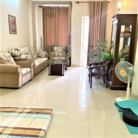 Bán nhà Hẻm Ô tô Tô Hiến Thành Quận 10, 5x9m, 4 tầng chỉ 5.5 tỷ.