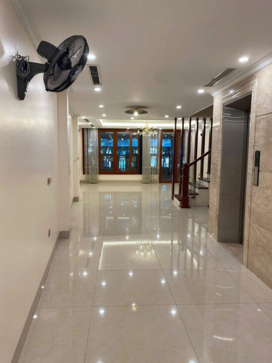 ???? Mặt Phố Nhật Chiêu, Mặt Hồ Tây, 110m2 5T Thang Máy, MT 7m, Chỉ 74 Tỷ ????