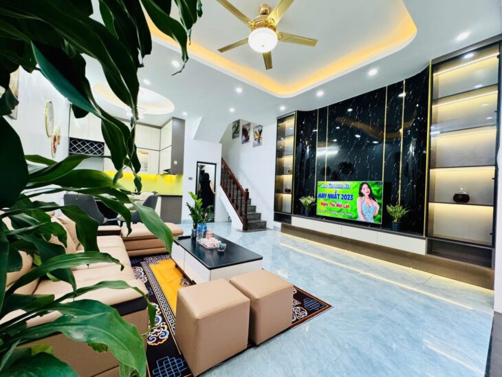 MẶT PHỐ TRẦN HỮU TƯỚC – ĐỐNG ĐA – 74M2 X 5T – MT 4.5M – 19.5 TỶ – Ô TÔ ĐỖ CỬA
