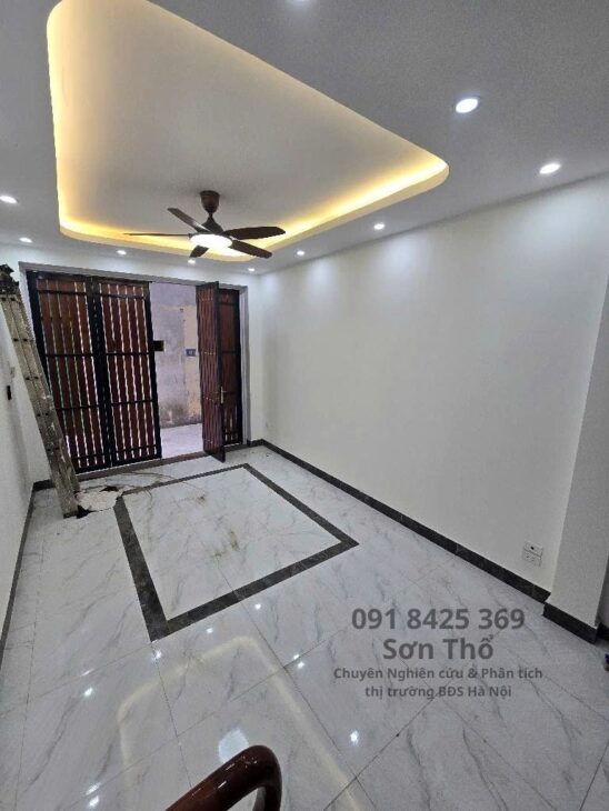 TỨ LIÊN đẹpp – 30m 5 tầng 3PN, mới cứng, 2 mặt thoáng, ở ngay. Không mua là mất!