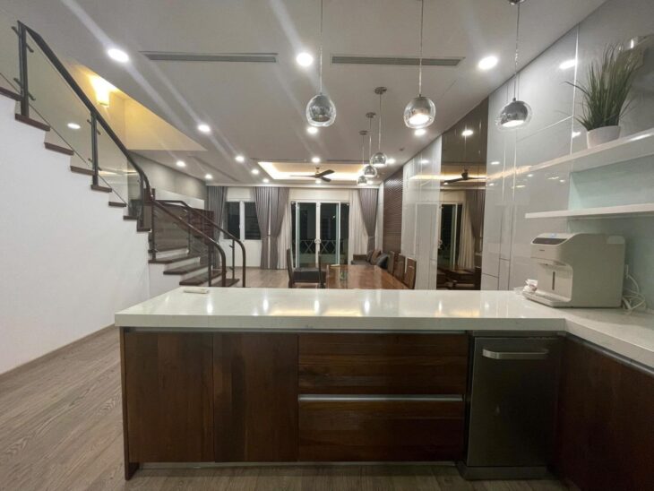 Bán gấp căn liền kề siêu đẹp KĐT Park City Hà Nội, đủ nội thất, ấm cúng, ở ngay