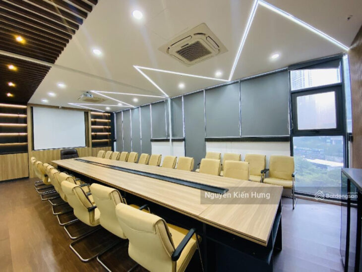 Bán sàn thương mại văn phòng sổ đỏ vĩnh viễn giá tốt tại Usilk City, Hà Đông 500m2 24.5 tỷ