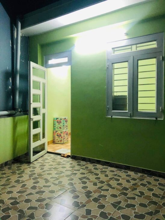 Bán gấp nhà NGUYÊN HỒNG, BÌNH THẠNH, 4 phòng, BTCT, 4.6 tỷ