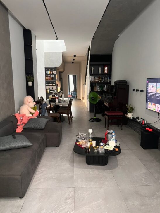 Bán nhà NGUYỄN THÁI SƠN, 5 phòng, 4.3m x 15m, 5.6 tỷ còn tl.