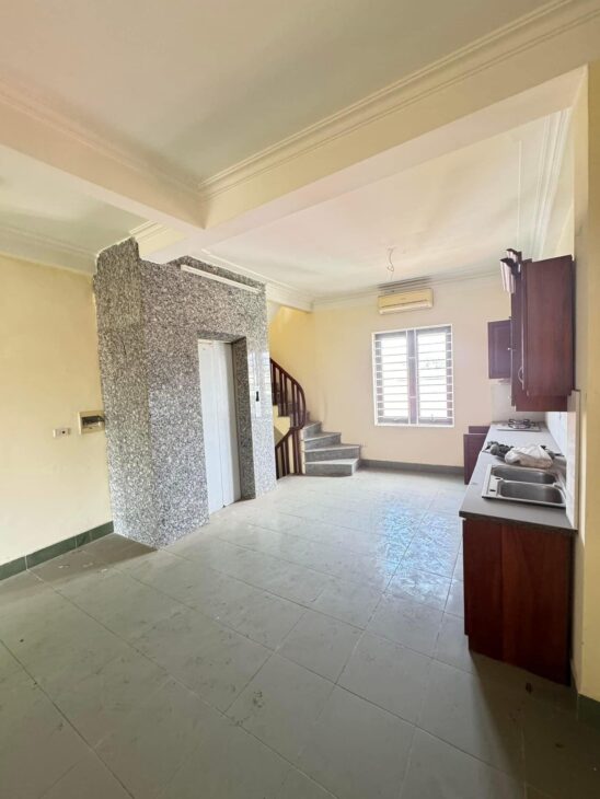 ???? Bán Nhà Mặt Phố Lạc Long Quân, Sát Bưởi, 51m2 7T Thang Máy MT 4m, Chỉ 24 Tỷ ????