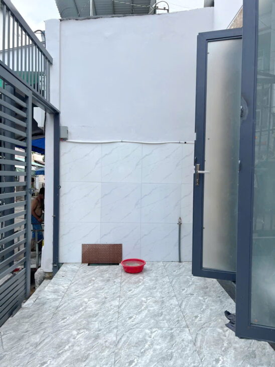 Nhà 2 tầng mới hẻm xe tải đường Hưng Phú P10Q8. Giá 5,4 tỷ TL