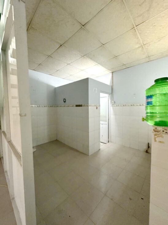 Nhà 2 tầng nở hậu hẻm Phạm Thế Hiển P6Q8. Giá 2,6 tỷ TL