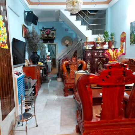 Nhà nở hậu hẻm Chánh Hưng P9Q8. Trệt,lửng. Giá 7,6 tỷ TL