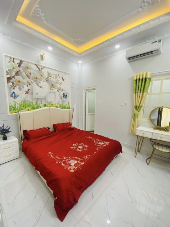 Bán gấp nhà 4.25 tỷ, PHAN XÍCH LONG, 3 lầu, 40m2