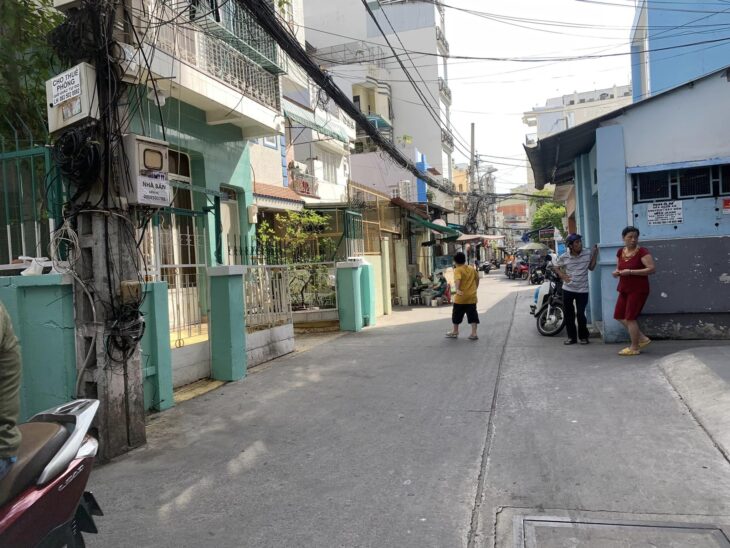 Bán nhà CÁCH MẠNG THÁNG 8, quận 10, 100m2, 4 lầu, nhỉnh 9 tỷ.