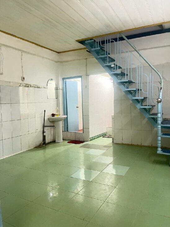 Nhà hẻm Tám Danh ngang 4m không Quy Hoạch chỉ 3 tỷ 98