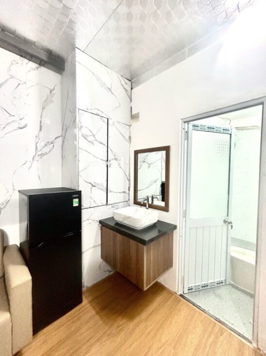 Tòa căn hộ 4 tầng 11 phòng dòng tiền 50 triệu tháng-Nguyễn Xuân Khoát-Sơn Trà ven biển Mỹ khê- Giá