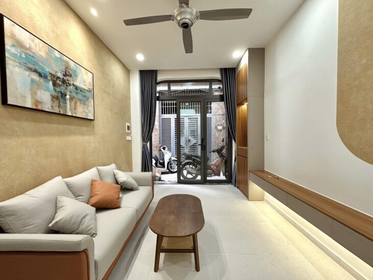 Siêu Phẩm Nhà 7 Tầng, 50m² Tại Long Biên – Giá Hợp Lý! 0902318197