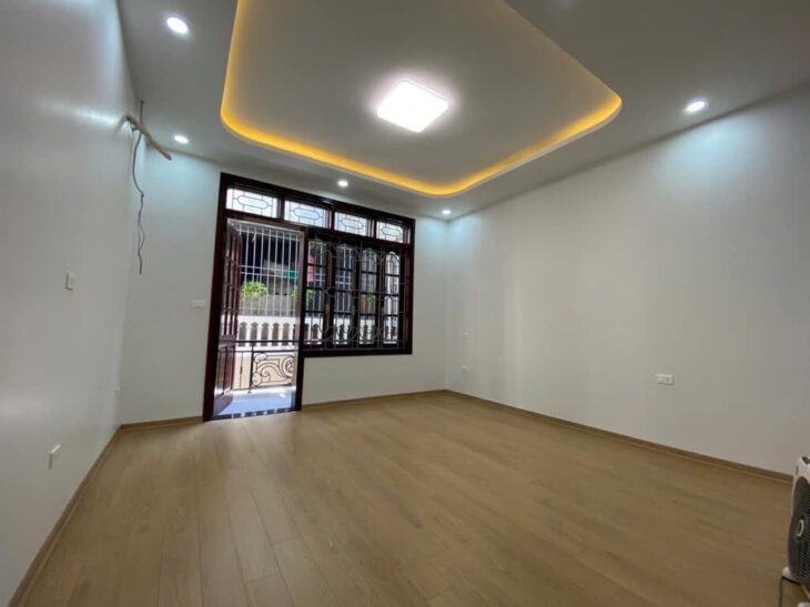 BÁN NHÀ NGÕ Ô TÔ LÁNG – 48M2 x 5T – MT 3.5M – 12.95 TỶ-GẦN PHỐ-THOÁNG SÁNG VÔ CÙNG