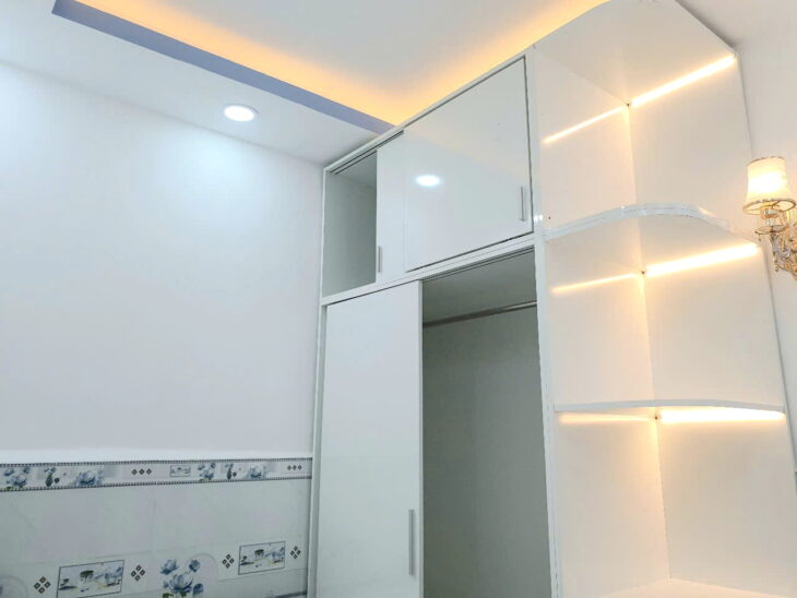Nhà 2 tầng mới nở hậu hẻm Nguyễn Duy P12Q8. Giá 3,35 tỷ TL