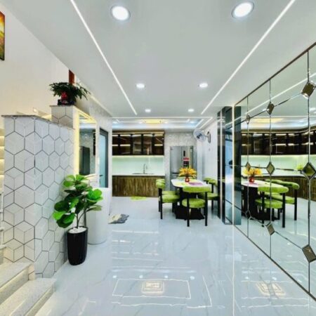 Bán nhà Ngô Quyền Quận 10 Hẻm Ô tô 1 căn ga mặt tiền chỉ 5.8 tỷ.