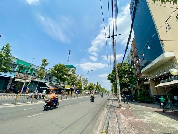 Chính chủ mặt tiền Tạ Quang Bửu 4×16 chỉ 15 tỷ 5