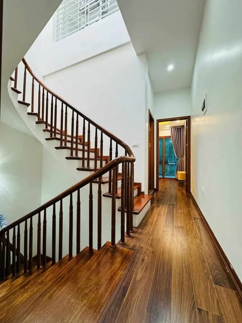 CÙ CHÍN LAN – THANH XUÂN, 4T, 6 NGỦ, NHÀ SIÊU ĐẸP: 56M, MT: 4.5M, GIÁ 10.98 TỶ