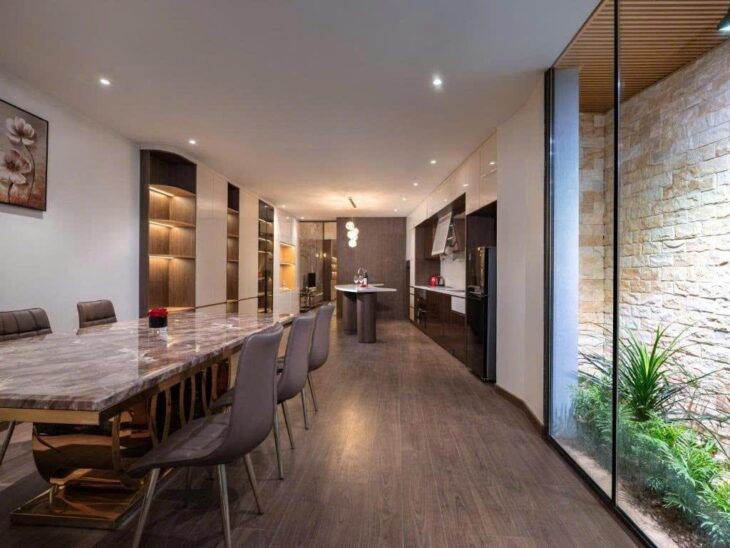 TOÀ APARTMENT MẶT PHỐ YÊN HOA – VIEW BAO TRỌN HỒ TÂY – DOANH THU KHỦNG >600 TRIỆU/ THÁNG – TOÀ XÂY