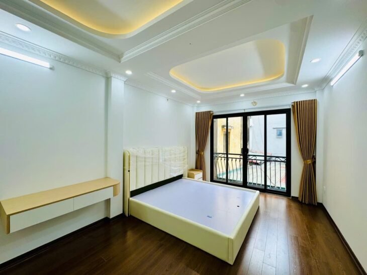 5 TẦNG THANG MÁY – CÁCH PHỐ 30M – NGÕ THOÁNG ĐẸP – THIẾT KẾ THÔNG SÀN HIỆN ĐẠI.