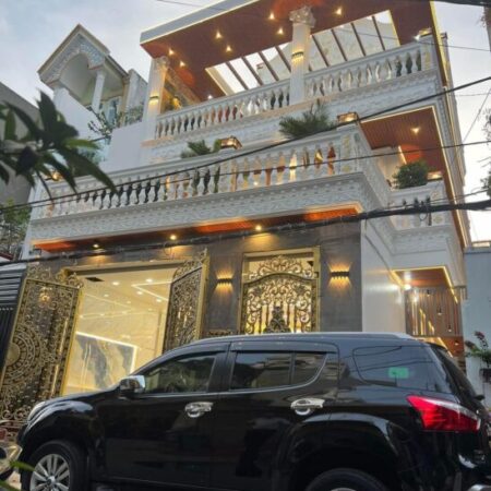 Bán nhà 3 tầng 8x20m giá 11,9 tỷ Đường 6m Nguyễn Ảnh Thủ