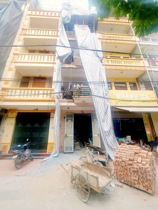 Phố Dương Khuê,Mai Dịch,Cầu Giấy 43m2, 7tầng thang máy, 21 tỷ