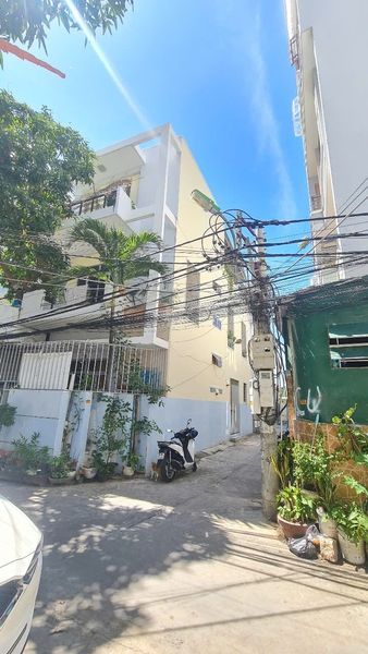 Bán 2 Căn Liền Kề Hẻm Ô Tô Nguyễn Thiện Thuật, Tân Lập, Nha Trang – Cách Biển Chỉ Vài Phút Đi Bộ