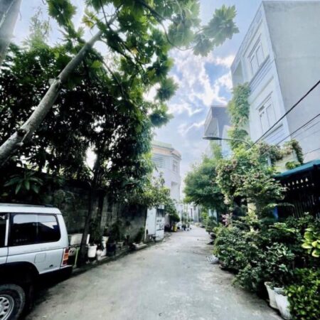 Nhà HXH 898 Nguyễn Duy Trinh, Phú Hữu, Tp.Thủ Đức 3 tỷ 53m2. Nhà HXH 898 Nguyễn Duy Trinh, Phú Hữu, Tp.Thủ Đức 3 tỷ 53m2.