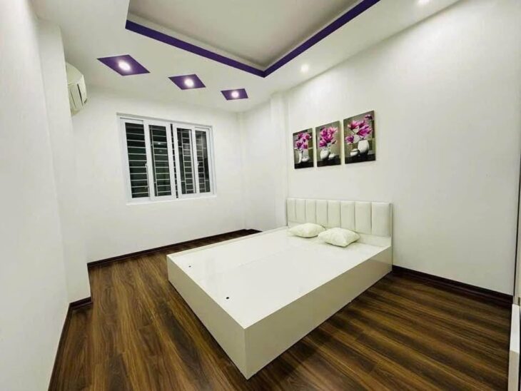 MẶT PHỐ NGUYỄN CÔNG HOAN – DT 42M2 x 5T – MT 5.2M – 16.1 TỶ – VỈA HÈ – OTO TRÁNH -KD TỐT