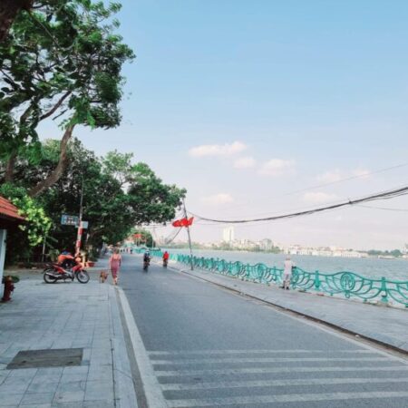 Vệ Hồ – nhà đẹp đón Tết – ngõ nông rộng – 45m*5 tầng chỉ 8.x tỷ