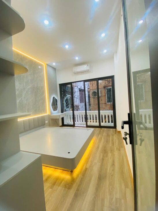 Bán Nhà PHÁO ĐÀI LÁNG – KV Vip Sầm uất – Hiếm Nhà Bán- Nhà Đẹp – Ở Sướng – An Sinh cực đỉnh – dt