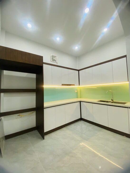 Bán Nhà PHÁO ĐÀI LÁNG – KV Vip Sầm uất – Hiếm Nhà Bán- Nhà Đẹp – Ở Sướng – An Sinh cực đỉnh – dt