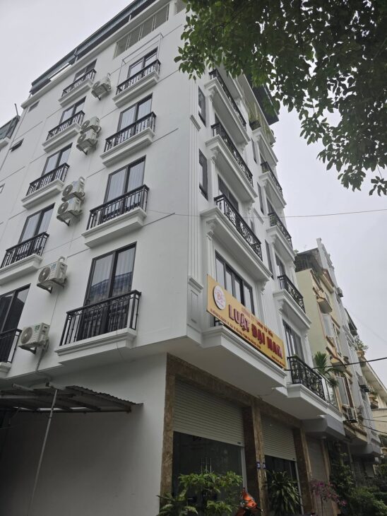 PHÂN LÔ TRẦN CUNG ÔTÔ 16 CHỖ TRÁNH NHAU, THANG MÁY, LÔ GÓC, KINH DOANH, NHÀ MỚI, GIÁ QUÁ MỀM, CHỦ