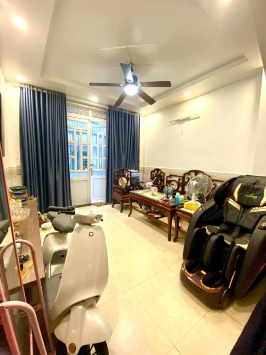 NHÀ 3 TẦNG – NGAY PHẦN MỀM QUANG TRUNG – 2 PHÚT QUA GÒ VẤP. CHỈ 2,5 TỶ.