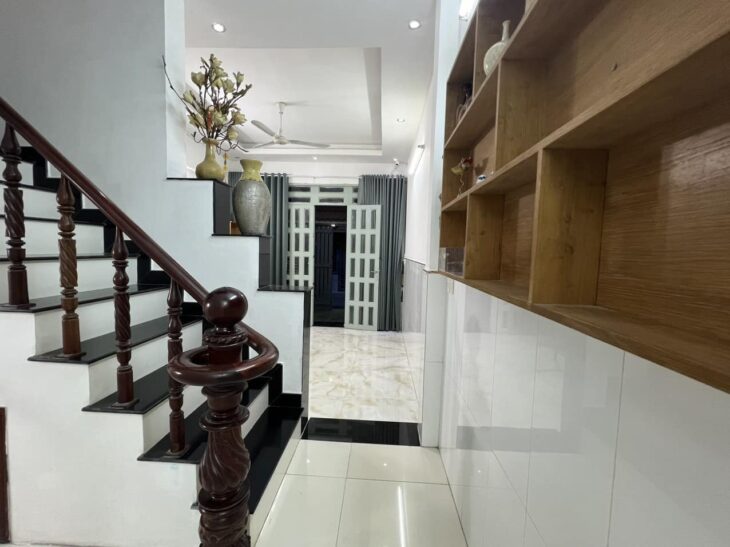 NHÀ 3 TẦNG GẦN MT TRƯỜNG CHINH – NGAY CHỢ LẠC QUAN -2 PHÚT QUA TÂN PHÚ