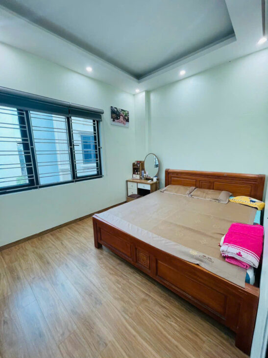 BÁN NHÀ THIẾT KẾ HIỆN ĐẠI, CHỦ THIỆN CHÍ BÁN, GIÁ ƯU ĐÃI