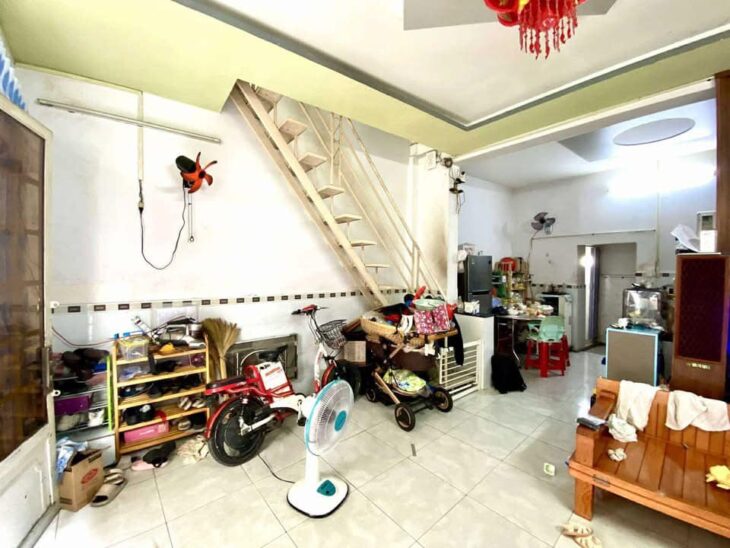 NHÀ 2 TẦNG HT 35 – 3 PHÚT QUA GÒ VẤP. GẦN HÃNG BIA HENIKEN, SIÊU THỊ METRO. CHỉ 2,98 TỶ TL.