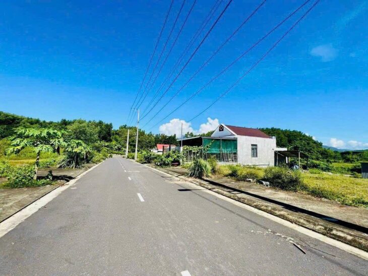 Bán lô đất ngay TTTT Khánh Vĩnh. GIÁ CHI 880 TR