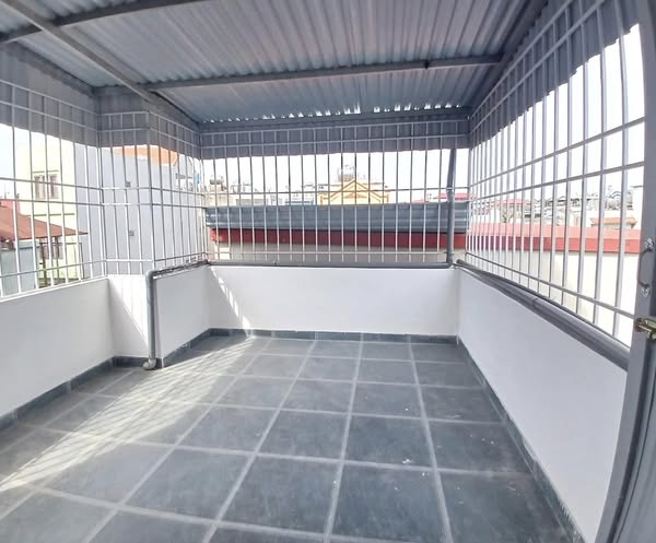 BÁN NHÀ DÂN XÂY CHẮC CHẮN LA KHÊ HÀ ĐÔNG, DT 35 M2, NGÕ THOÁNG, GIAO THÔNG THUẬN LỢI, TIỆN ÍCH VÔ